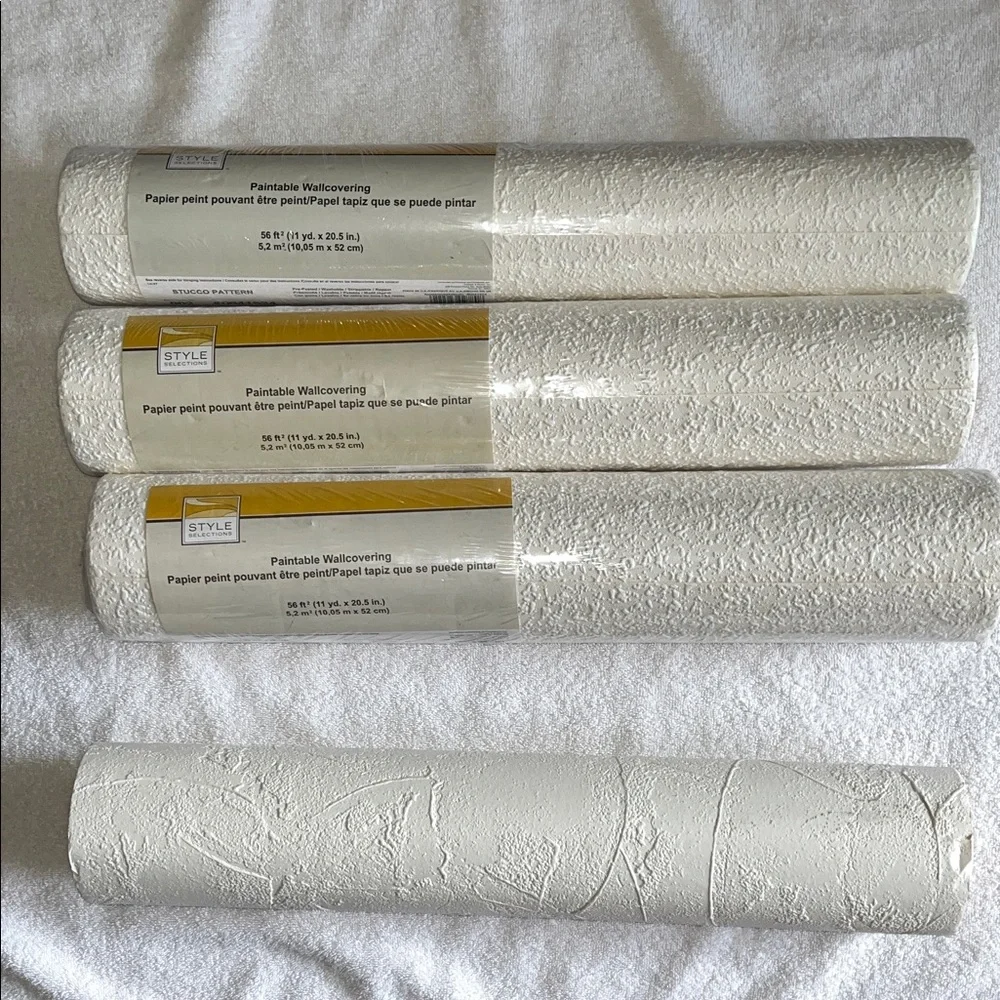 Paintable White Textured Wallpaper Roll - Cream/White